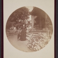 Mrs. Robert Bage Canfield<br />
