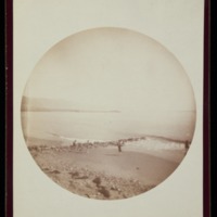 People on ocean shore, Santa Barbara, CA<br />
