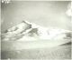 NPRA1418: Ruth Gades fjell (Roald Amundsen bildearkiv, Nasjonalbiblioteket)