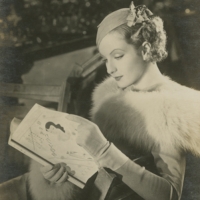 3179. Marlene Dietrich, Shiseidō whitening cream powder promotonal postcard
